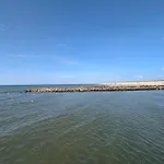 4 Person In * 布拉万德