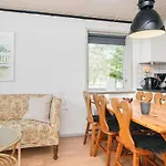 Semesterbostad 4 Person In